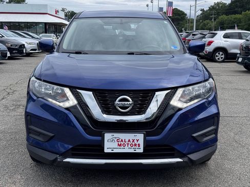 Used 2017 Nissan Rogue S FWD image 2