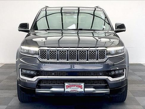 Used 2024 Jeep Grand Wagoneer L Series III AWD/4WD image 2