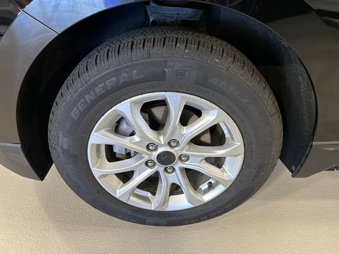 Used 2019 Chevrolet Equinox LT FWD image 8