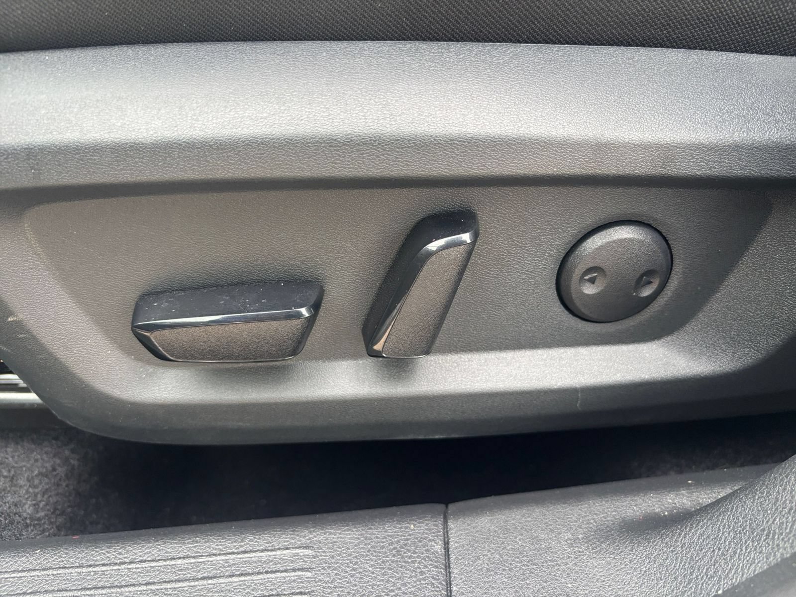 Used 2026 Nissan Rogue SV AWD/4WD image 20