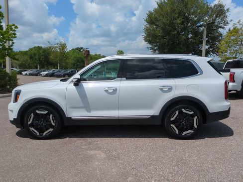Used 2025 Kia Telluride S AWD/4WD image 3