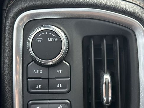 Used 2022 GMC Sierra 1500 AT4 w/ AT4 Premium Package AWD/4WD image 26
