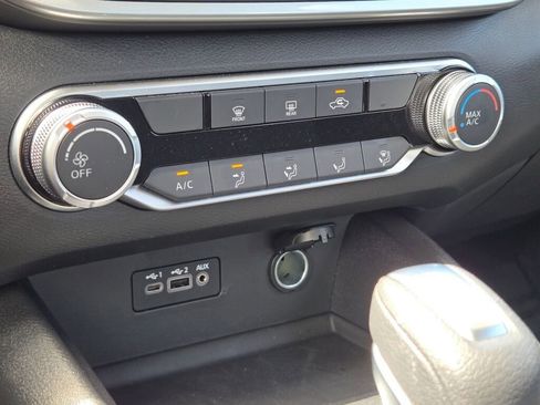 Used 2025 Nissan Altima 2.5 S FWD image 23