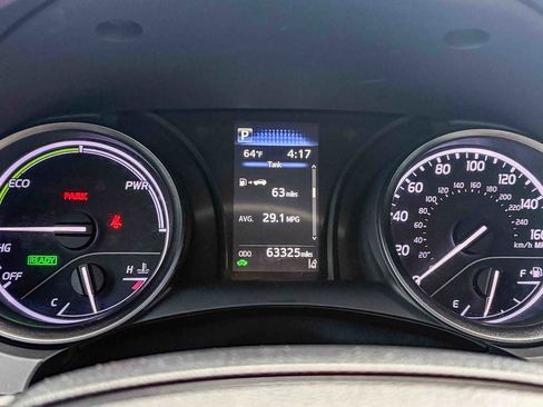 Used 2022 Toyota Camry SE image 22