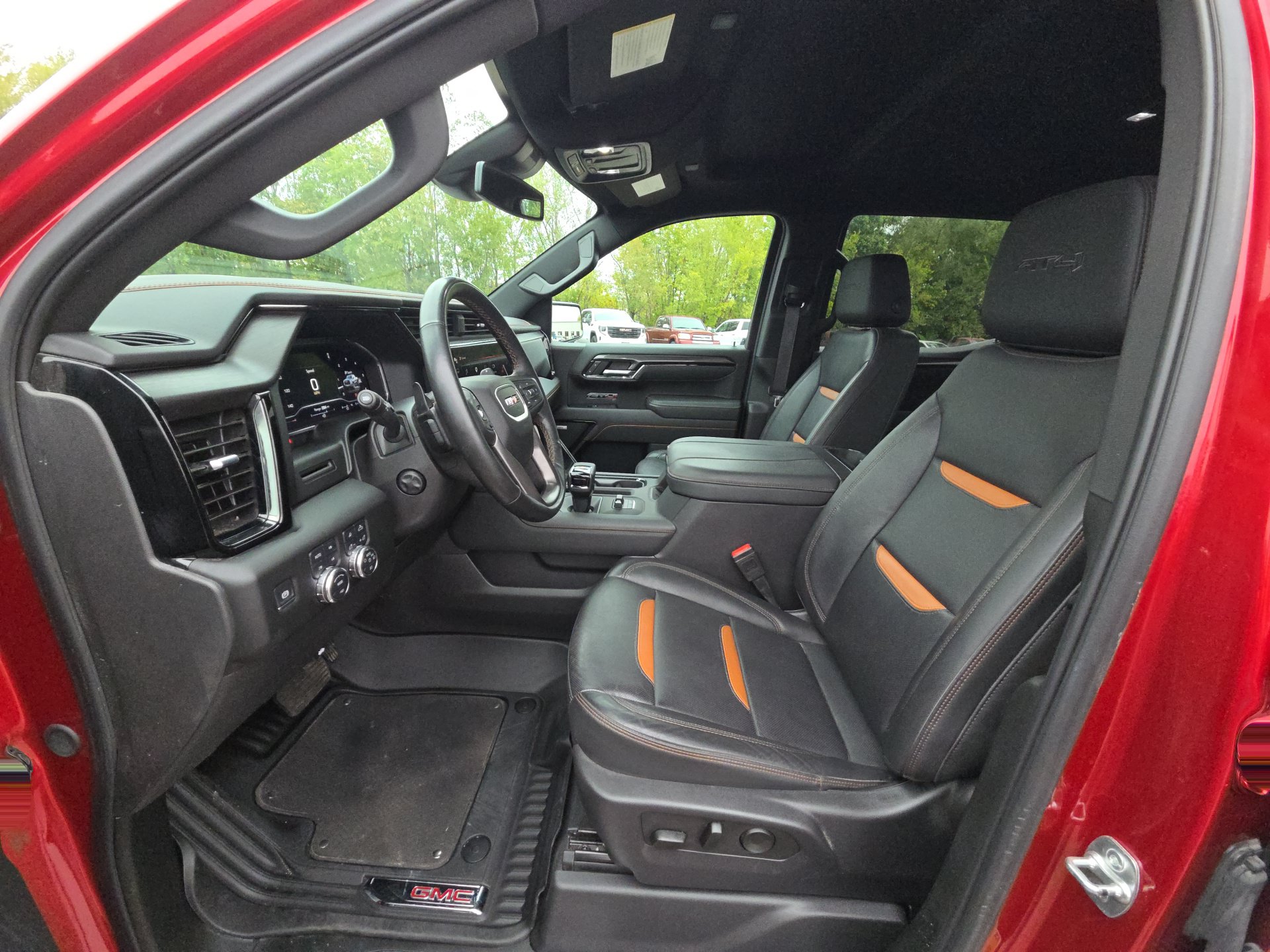 Used 2025 GMC Sierra 1500 AT4 AWD/4WD image 17