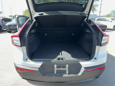 Certified 2023 Volvo C40 P8 Recharge Ultimate image 25