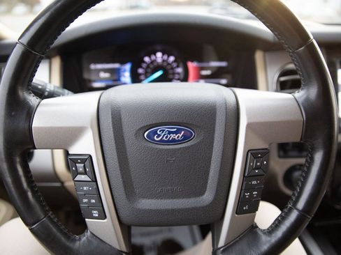 Used 2017 Ford Expedition Limited w/ Equipment Group 301A image 12