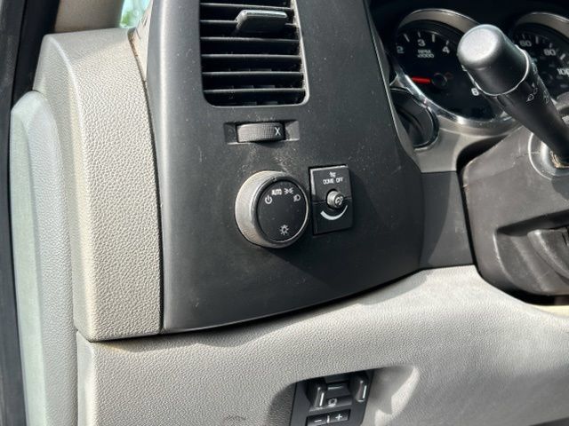 Used 2013 Chevrolet Silverado 3500 W/T RWD image 30