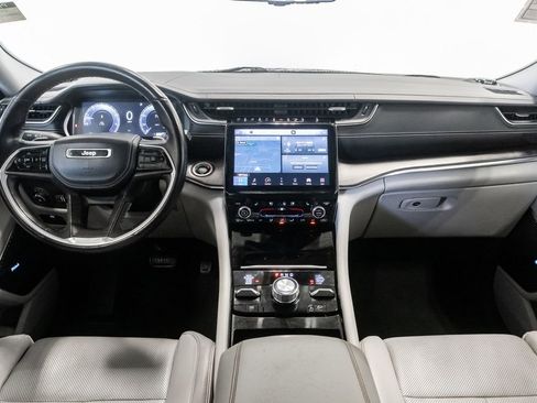 Certified 2021 Jeep Grand Cherokee L Overland w/ Luxury Tech Group IV AWD/4WD image 33