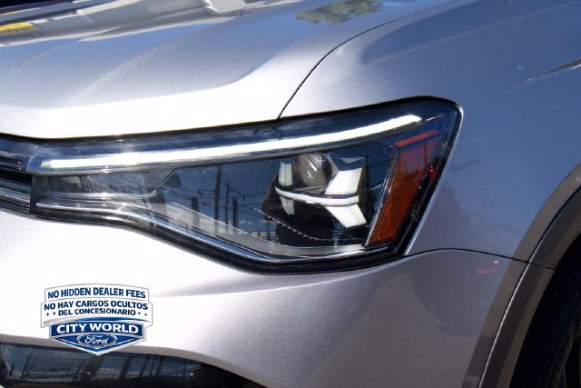 Used 2025 Volkswagen Taos S FWD image 6