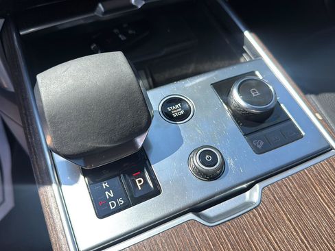 Used 2023 Land Rover Range Rover SE AWD/4WD image 23