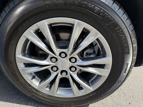 Certified 2022 Cadillac XT5 Premium Luxury FWD image 31