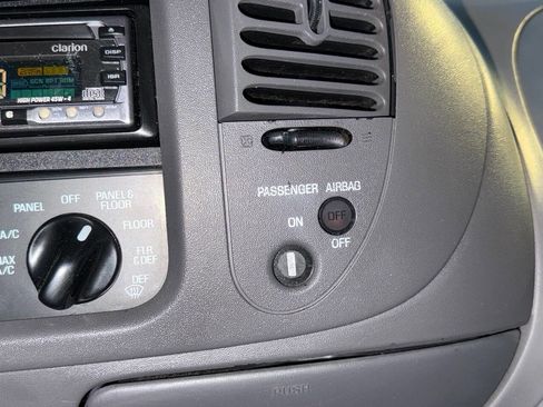 Used 1998 Ford F150 XL RWD image 33