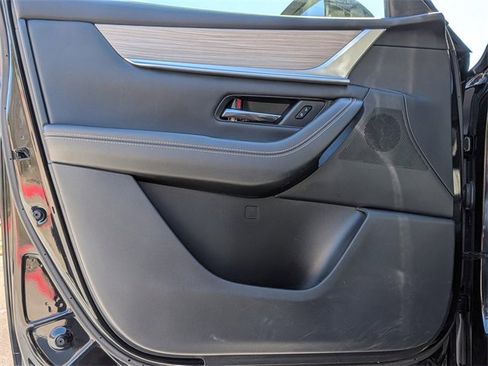 Certified 2024 MAZDA CX-90 3.3 Turbo w/ Preferred Package image 11