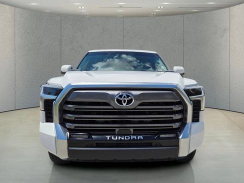 Used 2024 Toyota Tundra Limited AWD/4WD image 12