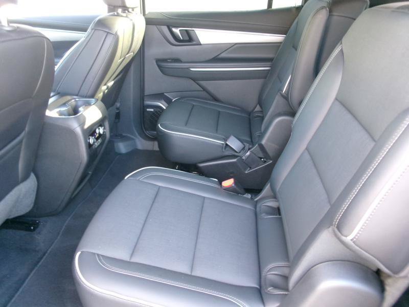 Used 2026 Buick Enclave Preferred FWD image 9