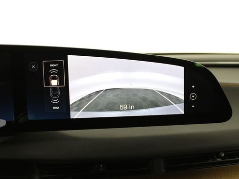 Used 2023 Lucid Air Touring image 25