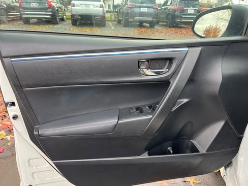 Used 2014 Toyota Corolla LE Premium image 20