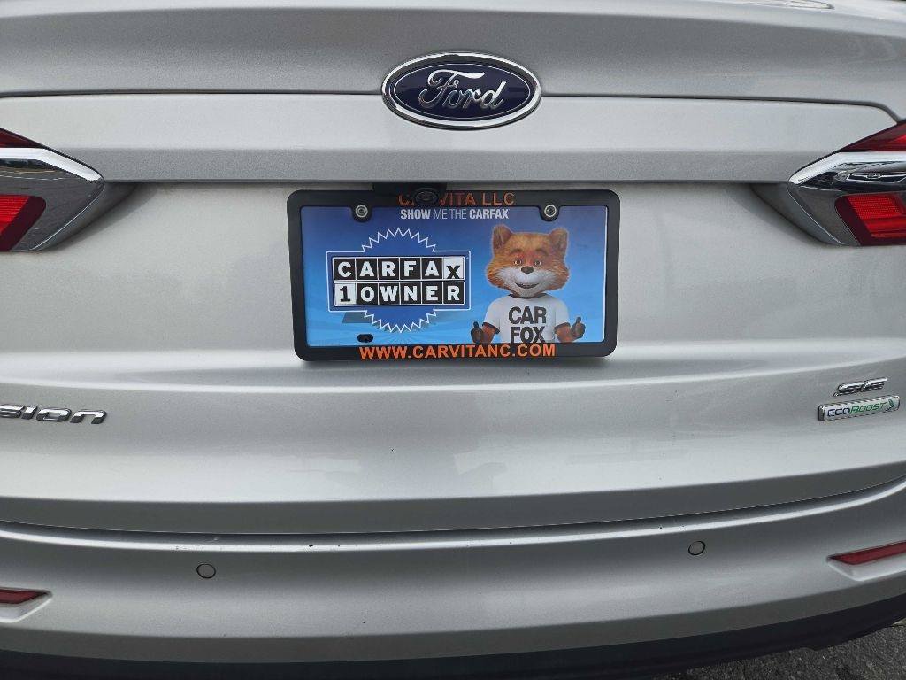 Used 2019 Ford Fusion SE FWD image 7