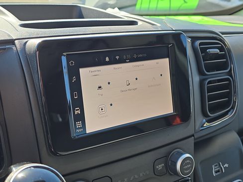 Used 2025 RAM ProMaster 2500 w/ Convenience Group image 19