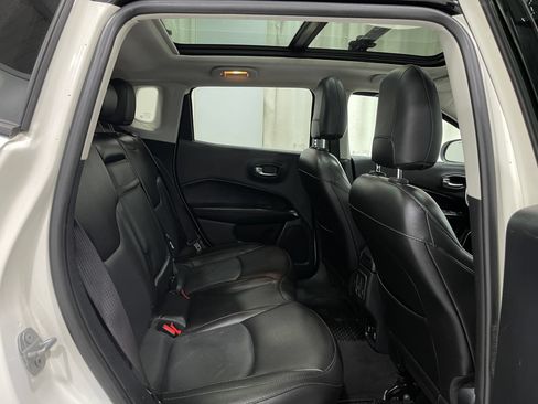 Used 2019 Jeep Compass Limited AWD/4WD image 31