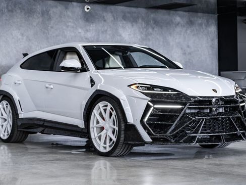 Used 2026 Lamborghini Urus SE AWD/4WD image 1