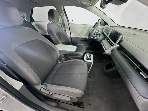 Used 2024 Hyundai Ioniq 5 SEL RWD image 30