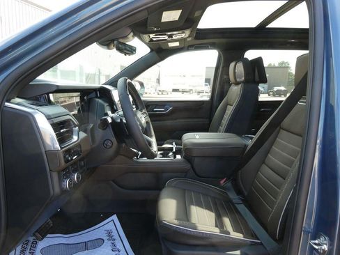 New 2026 GMC Yukon XL Denali Ultimate AWD/4WD image 19