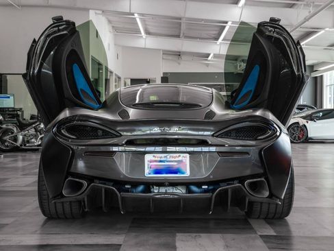 Used 2017 McLaren 570S RWD image 29