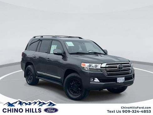 Used 2019 Toyota Land Cruiser w/ Carpet Mat Package image 2