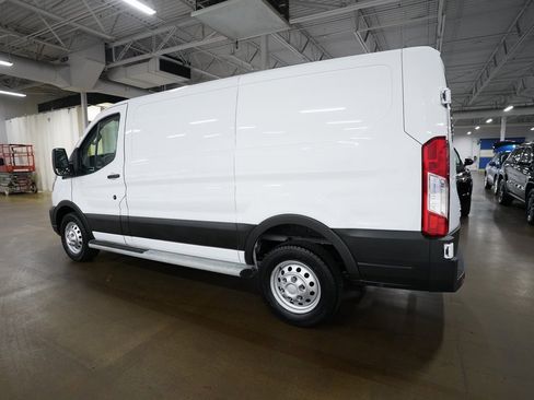 Used 2024 Ford Transit 250 Low Roof AWD w/ Exterior Upgrade Package image 12