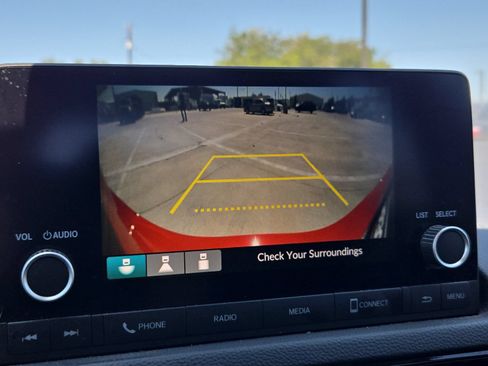 Used 2023 Honda Civic EX image 17