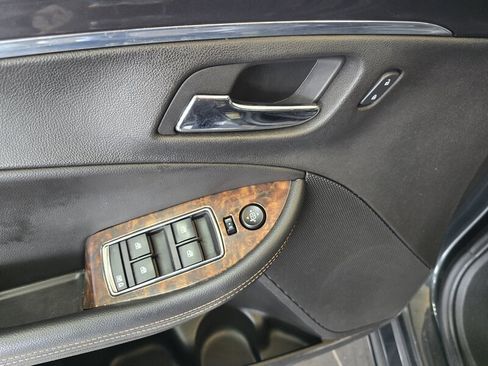 Used 2014 Chevrolet Impala LT w/ Premium Seating Package image 19