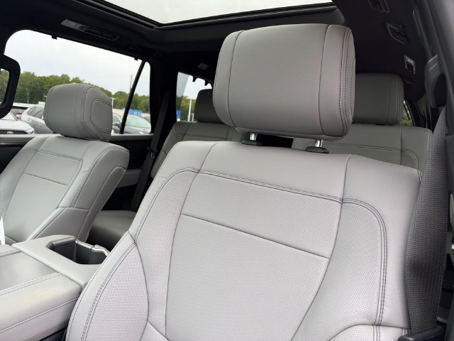 Used 2026 Toyota Sequoia Limited AWD/4WD image 19