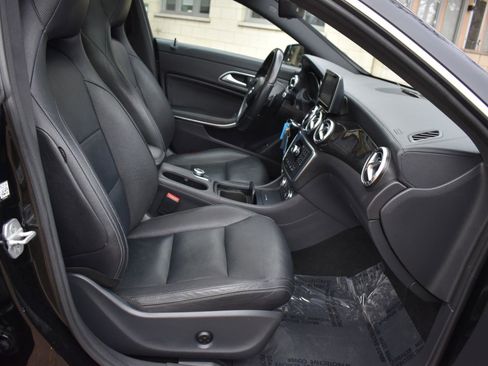 Used 2014 Mercedes-Benz CLA 250 4MATIC image 45