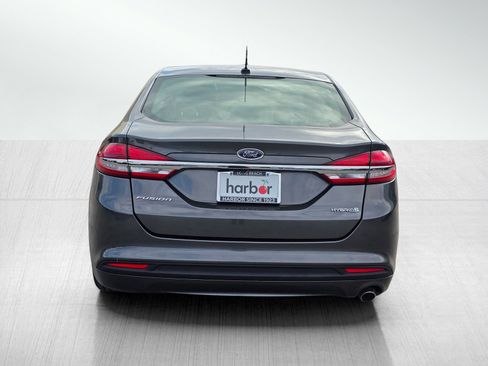 Used 2018 Ford Fusion S image 6