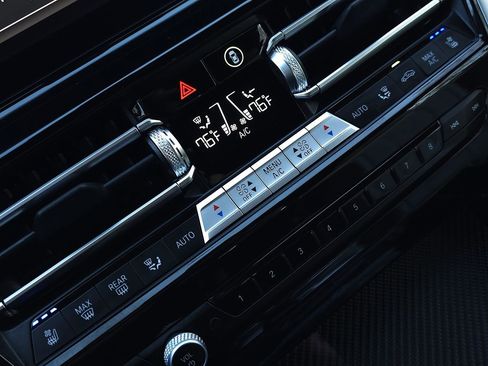 Used 2023 BMW M850i xDrive Convertible image 66