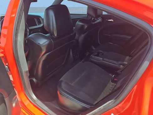 Used 2022 Dodge Charger R/T w/ Plus Group RWD image 18