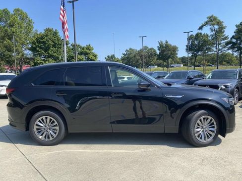 Used 2025 MAZDA CX-90 3.3 Turbo w/ Preferred Package AWD/4WD image 2