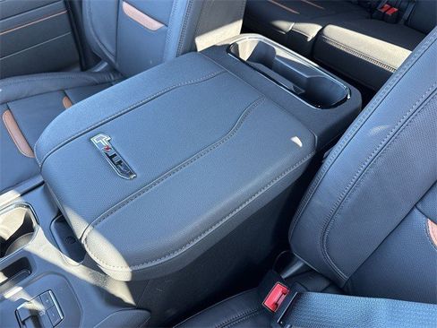 New 2026 GMC Sierra 2500 AT4 w/ AT4 Premium Plus Package image 21