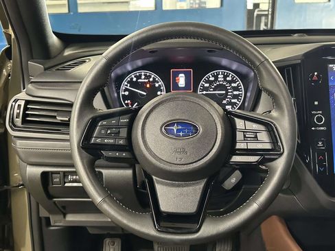 Used 2025 Subaru Forester Touring w/ Popular Package - Touring AWD/4WD image 24