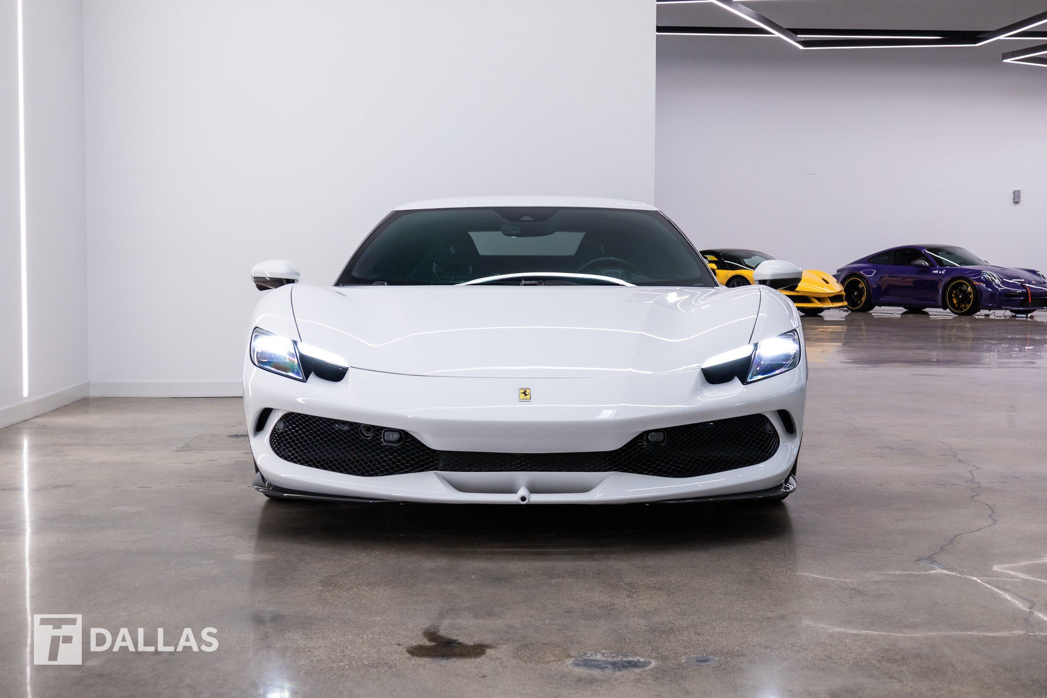 Used 2023 Ferrari 296 GTB RWD image 21
