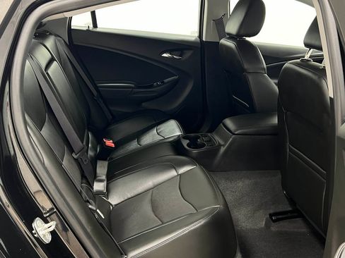 Used 2017 Chevrolet Volt Premier w/ Driver Confidence II Package FWD image 32