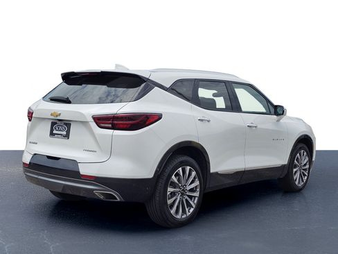 Used 2023 Chevrolet Blazer Premier FWD image 8