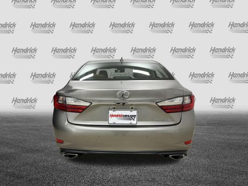 Used 2017 Lexus ES 350 w/ Navigation System Package image 9