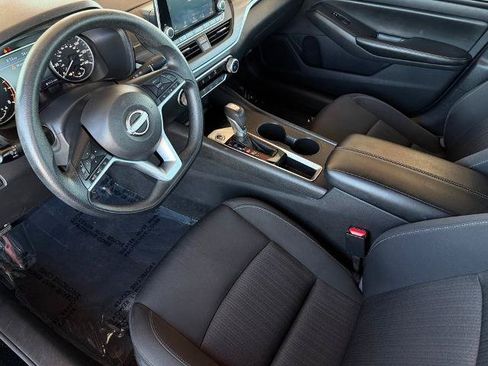 Certified 2025 Nissan Altima 2.5 SV FWD image 16