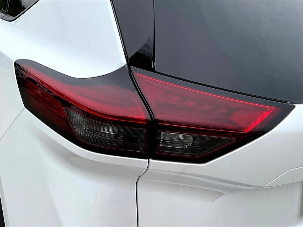 New 2026 Nissan Rogue Dark Armor AWD/4WD image 24