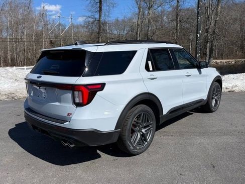 New 2026 Ford Explorer ST w/ Sun And Sound Package image 8