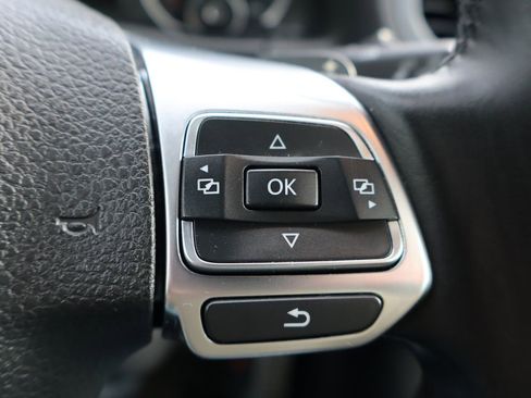 Used 2014 Volkswagen Tiguan R-Line image 31