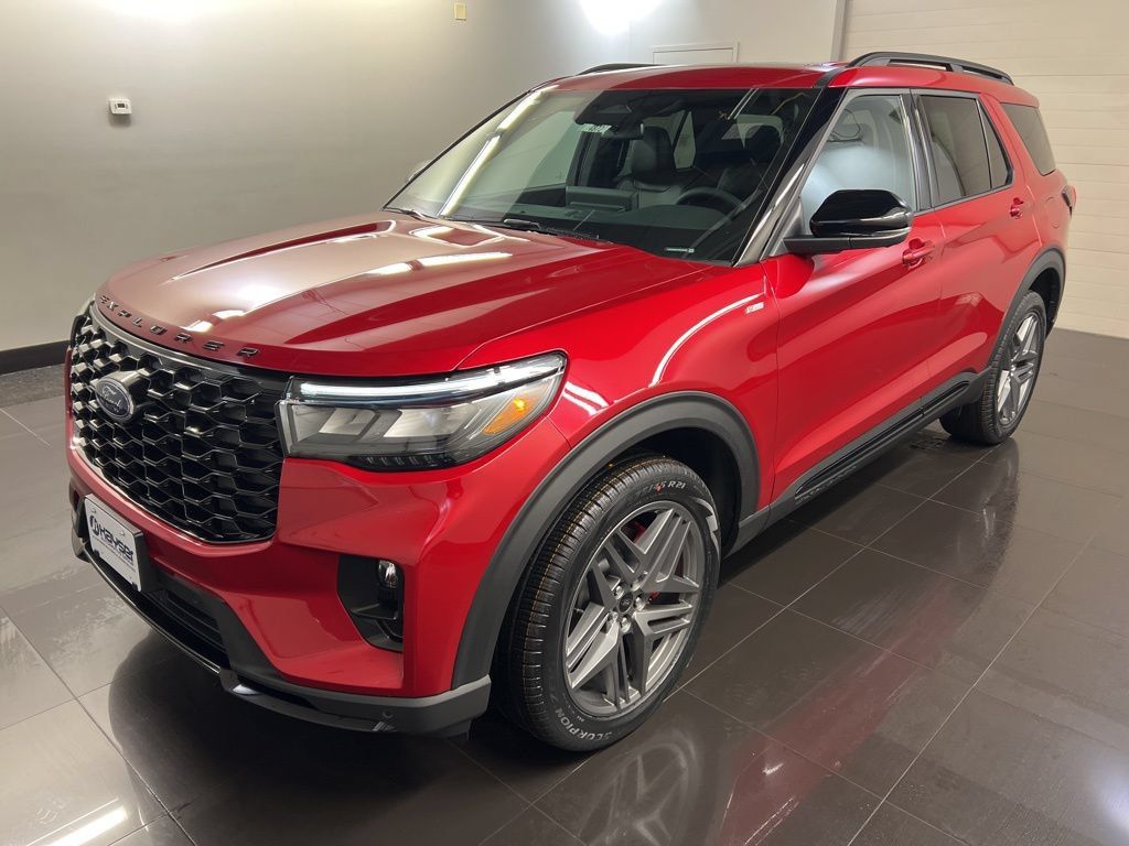 New 2026 Ford Explorer ST-Line w/ ST-Line Street Pack AWD/4WD image 3
